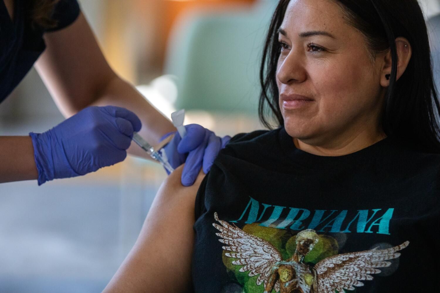 Does The Flu Shot Make You Sick And Do You Need It Every Year Doctors does-the-flu-shot-make-you-sick-and-do-you-need-it-every-year-doctors